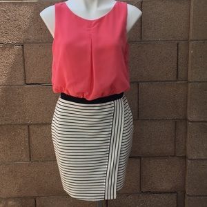 Dress with pretty back detail. Sz L